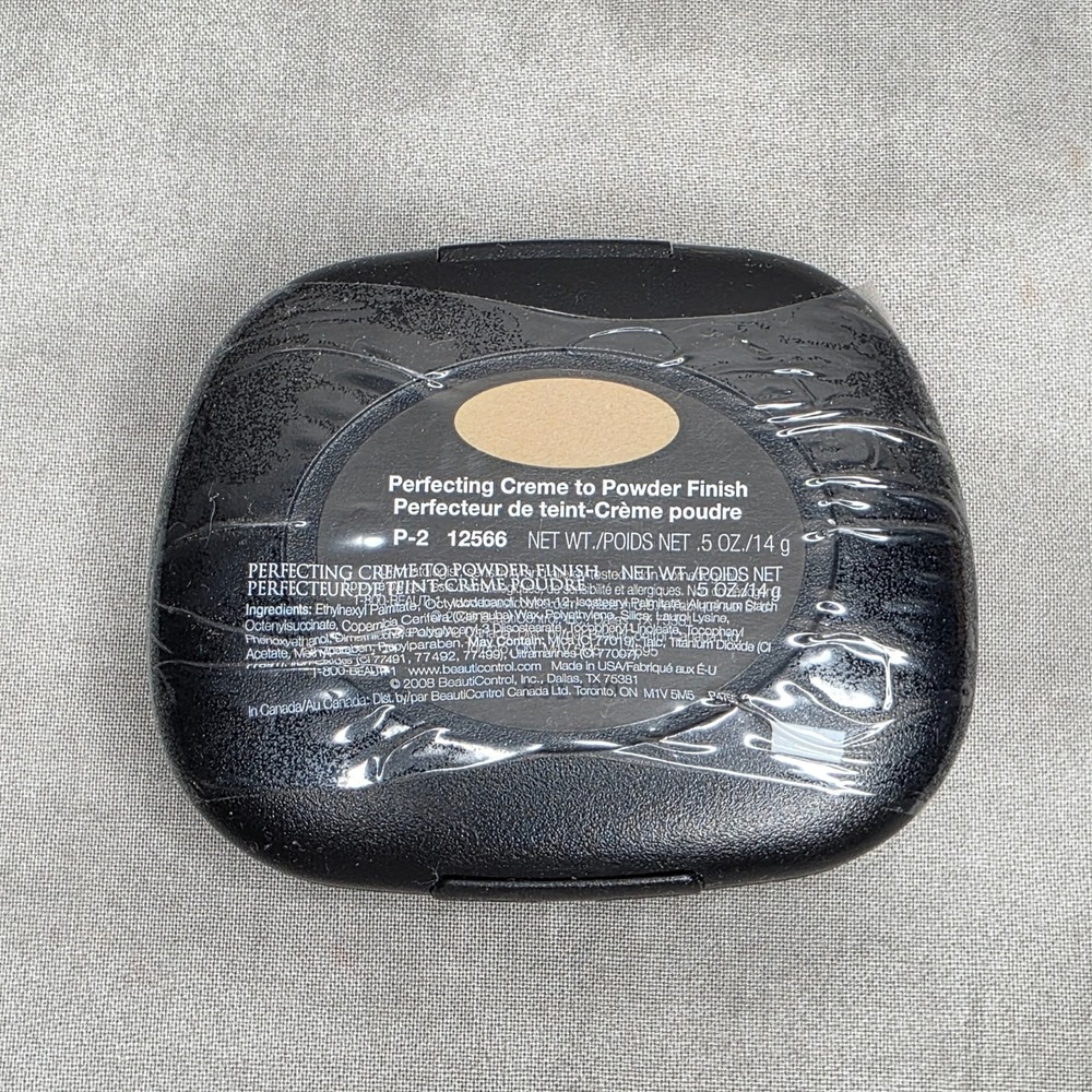 BeautiControl Perfecting Creme to Powder Finish Foundation P-2 12566 .5oz SEALED